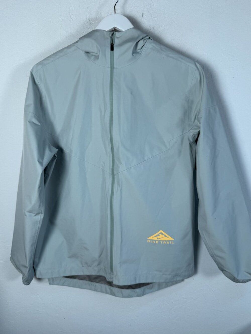 Nike Trail GORE-TEX Packable Hooded Jacket Mens Medium Gray Zip Up Lightweight